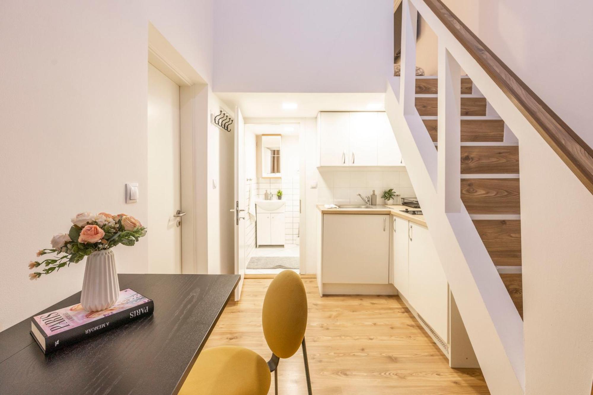 Charming Grand Residence In The Heart Of บูดาเปสต์ ภายนอก รูปภาพ