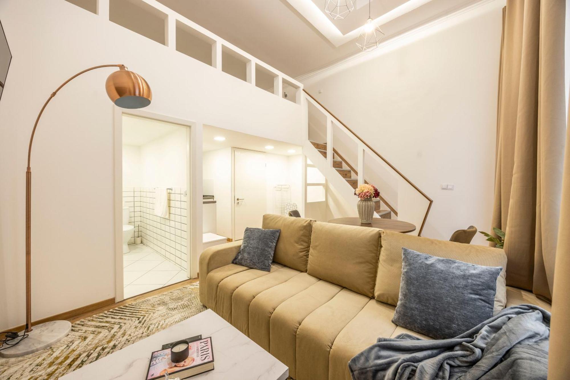 Charming Grand Residence In The Heart Of บูดาเปสต์ ภายนอก รูปภาพ